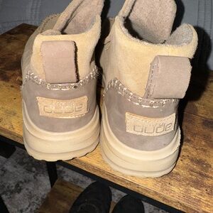 Hey Dude Women's Ankle Boots in Brown and Tan